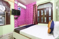 SPOT ON 66925 Hotel Shree Shyam