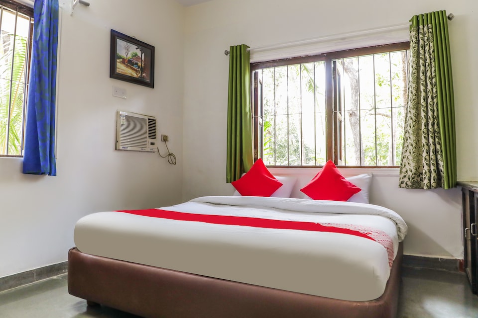 OYO 66928 Ganesh Tara With Food Bank , Alibag, Alibag