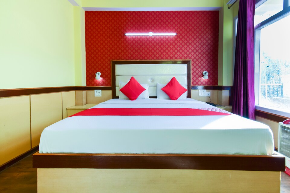OYO 66931 Gungun Palace, ISBT Tutikandi, Shimla