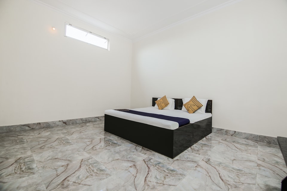 OYO 66932 Sudama Palace, Khajuraho, Khajuraho