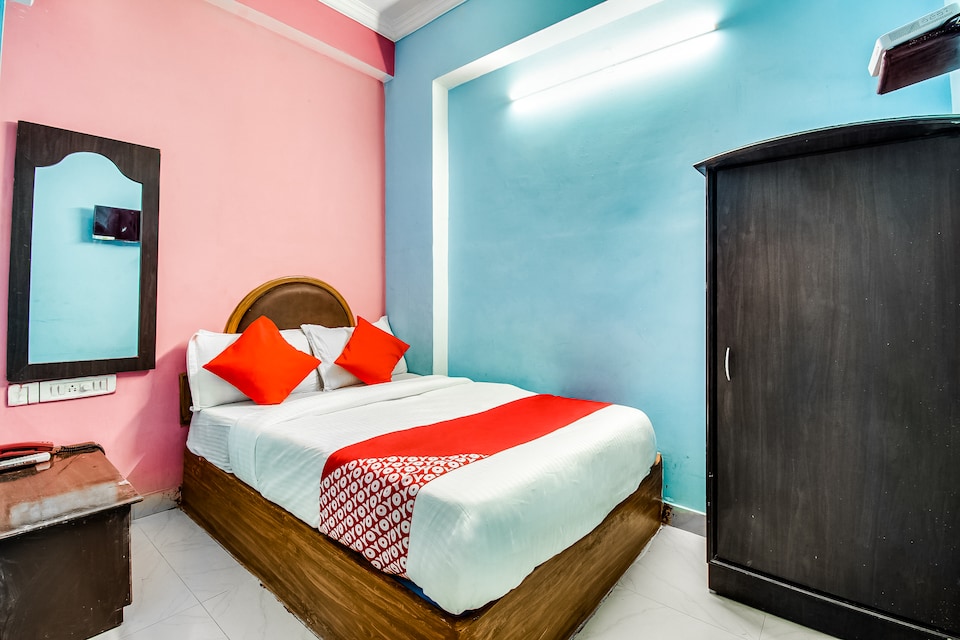 OYO 66933 SV Residency, Guntur, Guntur