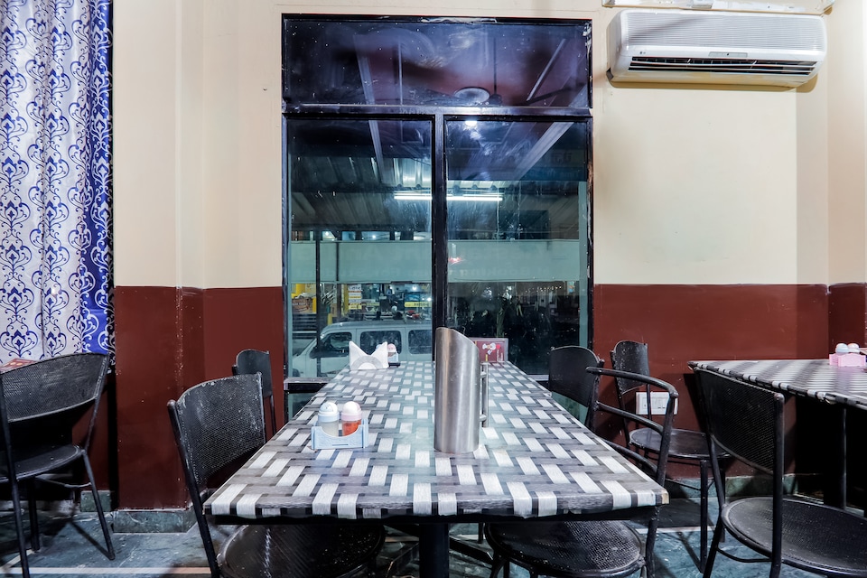 OYO Flagship 66940 New Delhi Grand, Amer, Jaipur