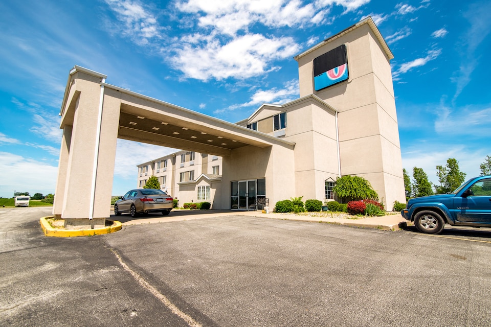 OYO Hotel Markle IN I-69, Markle IN, Markle IN	