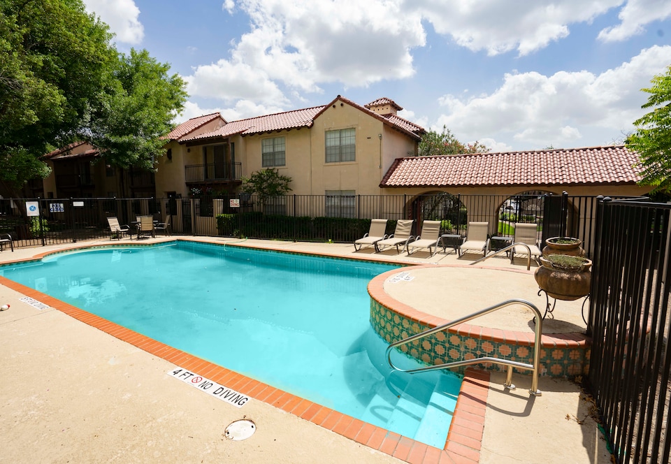 OYO Apartments at Barcelona, C77002, Houston