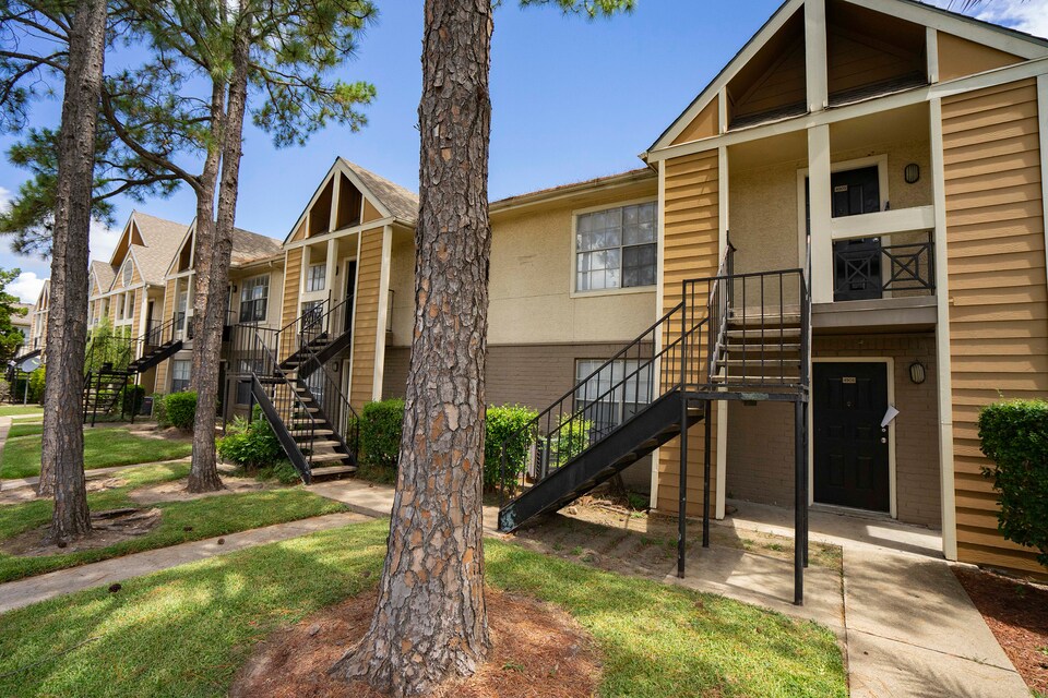 OYO Apartments at Eden Pointe, C77036, Houston