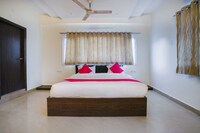 OYO Hotel Medallion Near Shilparamam