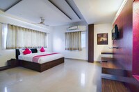 OYO Hotel Medallion Near Shilparamam