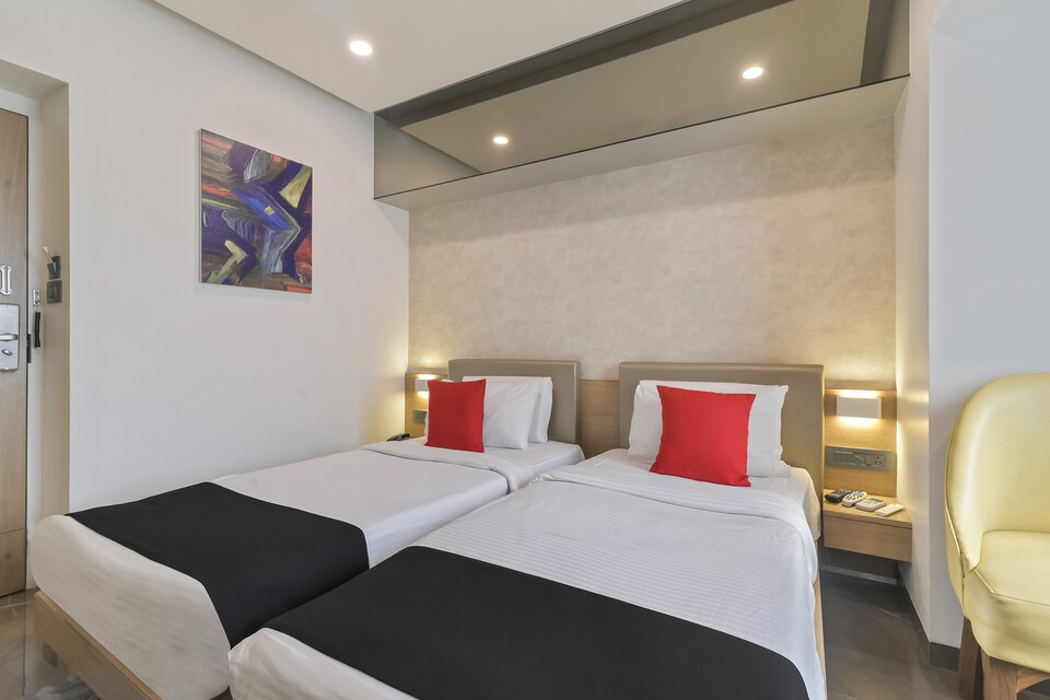 Capital O 16327 Planet Residency, Mumbai International Airport, Mumbai