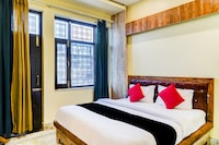 Capital O Sangam Hotel And Resort