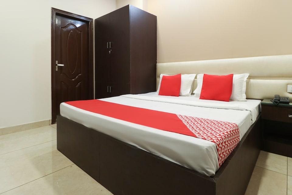OYO 66975 Hotel Payal, Jyoti Chowk Jalandhar, Jalandhar