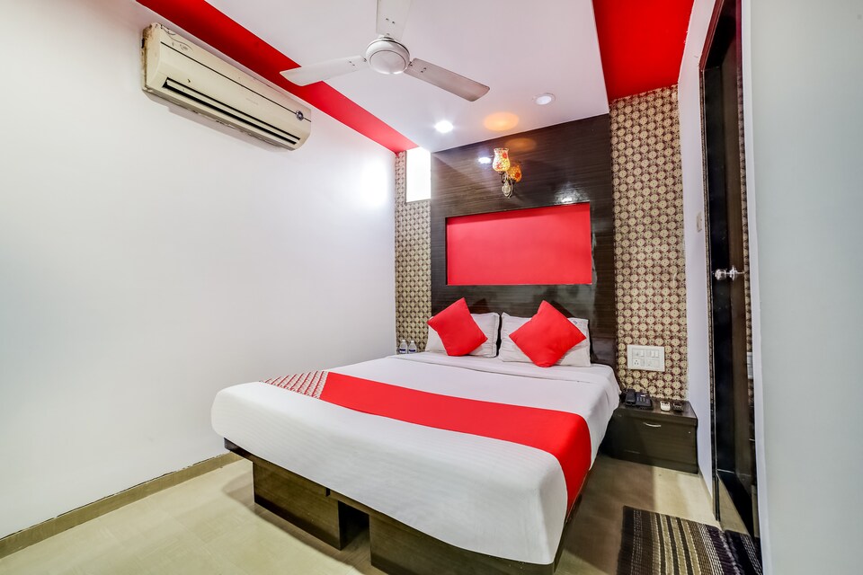 Live on MUM920, Mumbai International Airport, Mumbai