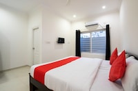 OYO The Chateau Boutique Hotel Near Baiyappanahalli Metro Station