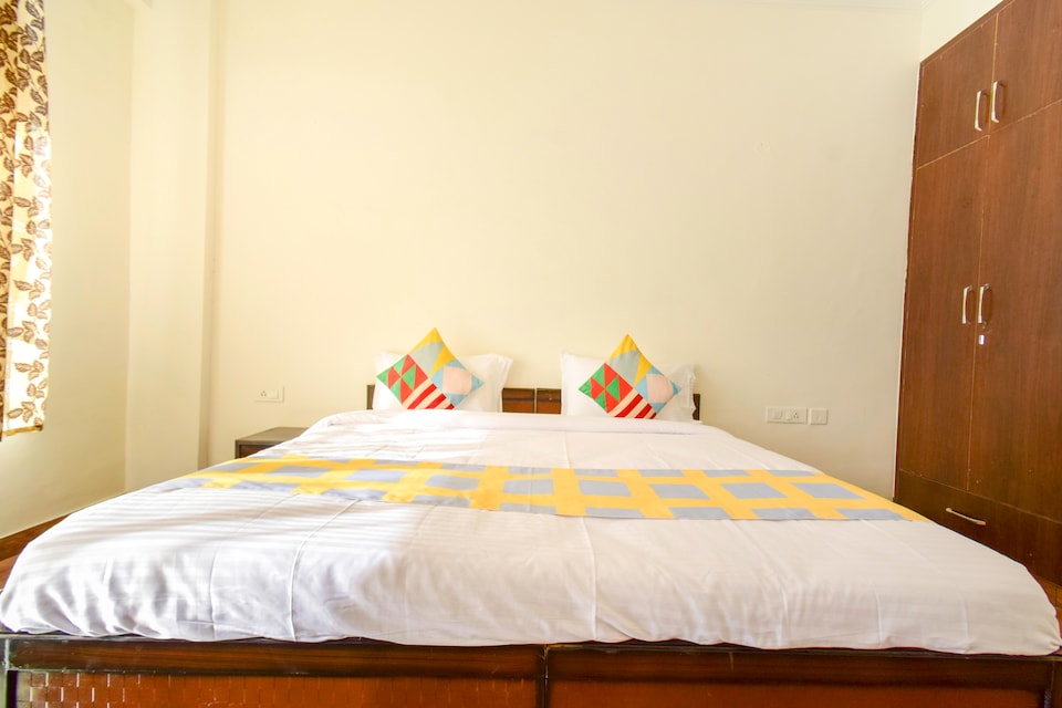 OYO Home 67015 Comfortable 2bhk Apartment Kamyana, Bharari, Shimla