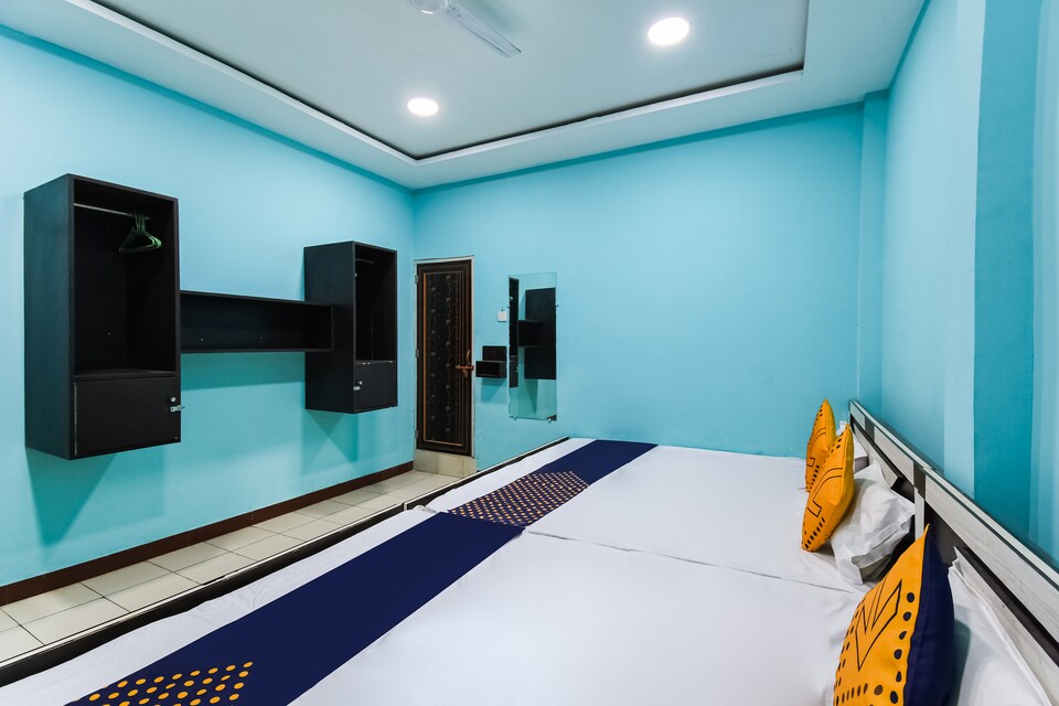 SPOT ON 67031 Hotel Sangam Palace, Tatibandh Road, Raipur