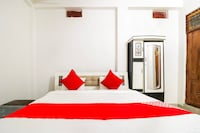 Hotel O Arpit Hotel Jhusi Railway Station