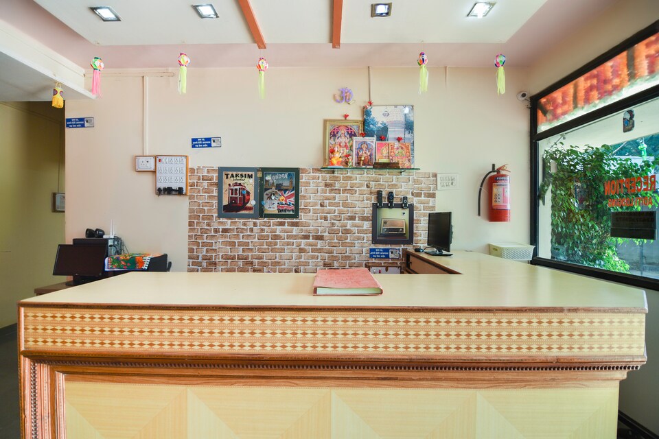 SPOT ON 67062 Hotel Aditi Lodging, Shani Shignapur, Ahmednagar