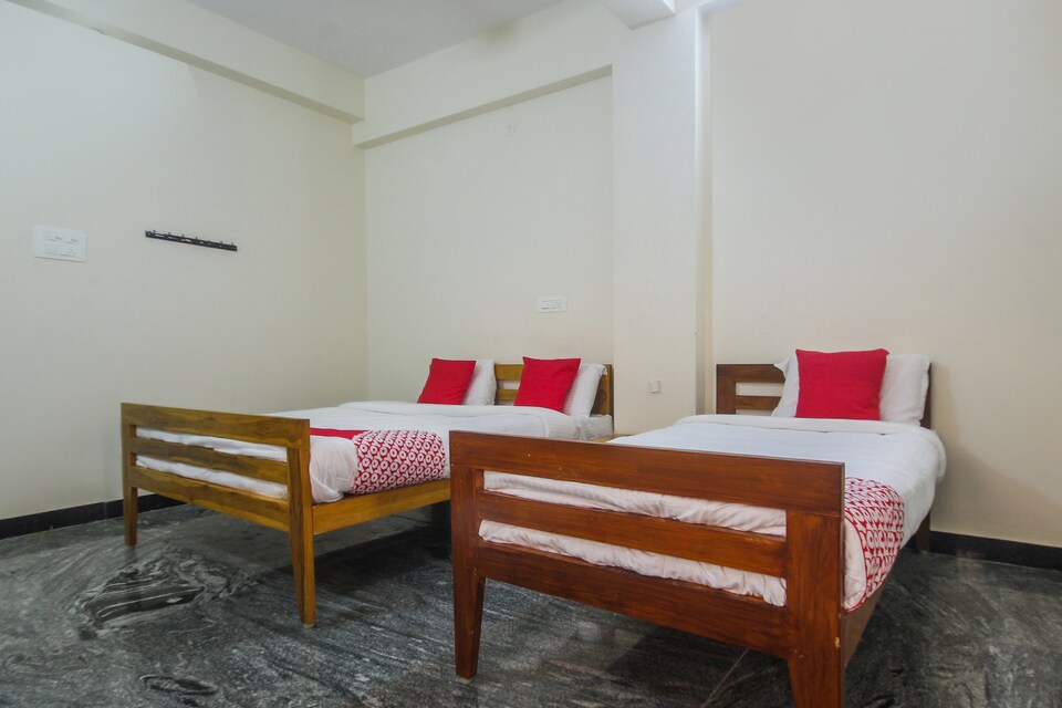 OYO 67079 Jj Residency , Ponneri Chennai, Chennai