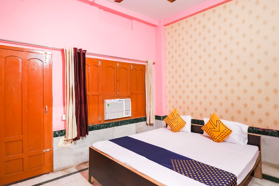 SPOT ON 14 Mani, Godowlia, Varanasi