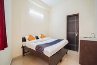 SPOT ON J-5 Near Dlf Avenue Saket