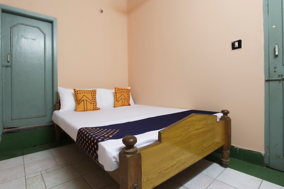 SPOT ON 67094 Sri Lakshmicomforts, Hassan, Hassan