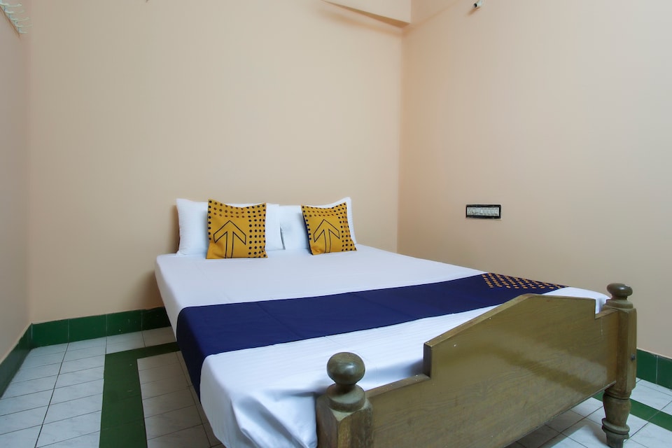 SPOT ON 67094 Sri Lakshmicomforts, Hassan, Hassan