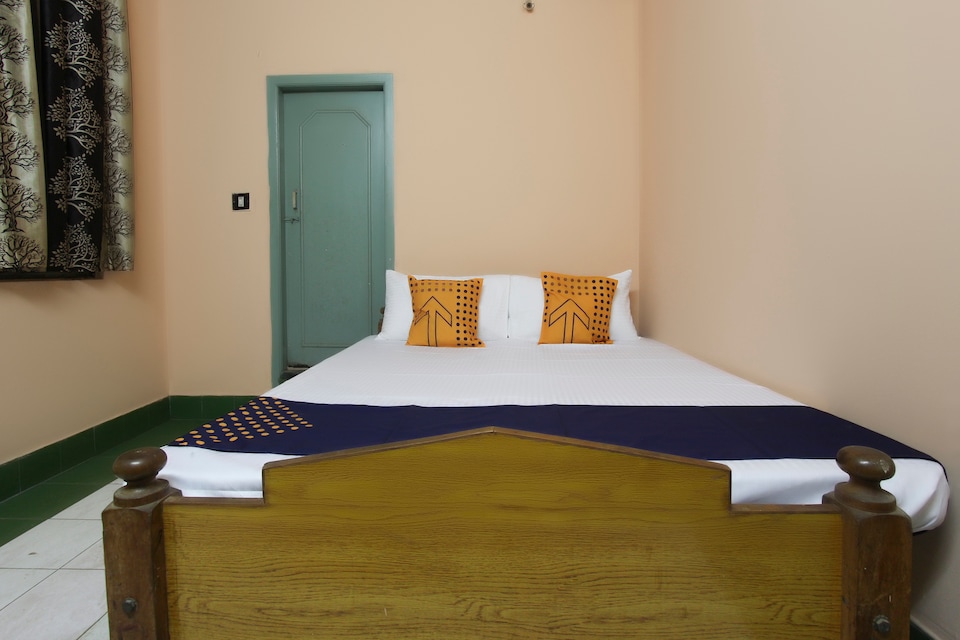 SPOT ON 67094 Sri Lakshmicomforts, Hassan, Hassan