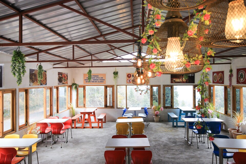 OYO 67103 4 U Hotel, Bhimtal city, Bhimtal