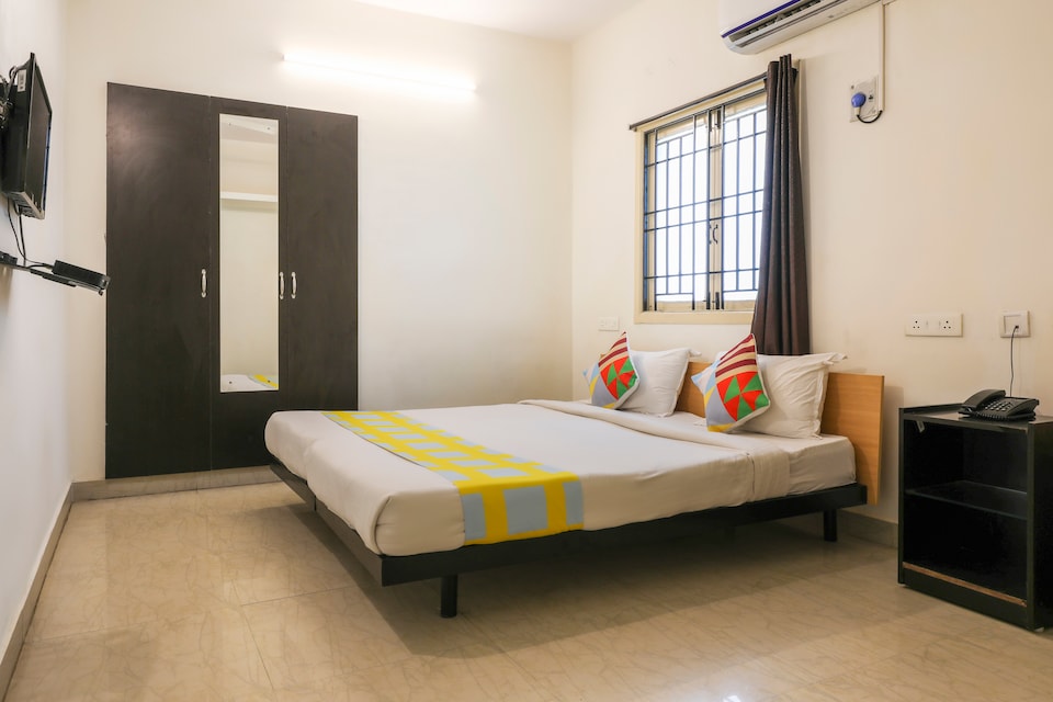 OYO Home 67104 Harma Residency , Anna Nagar Chennai, Chennai