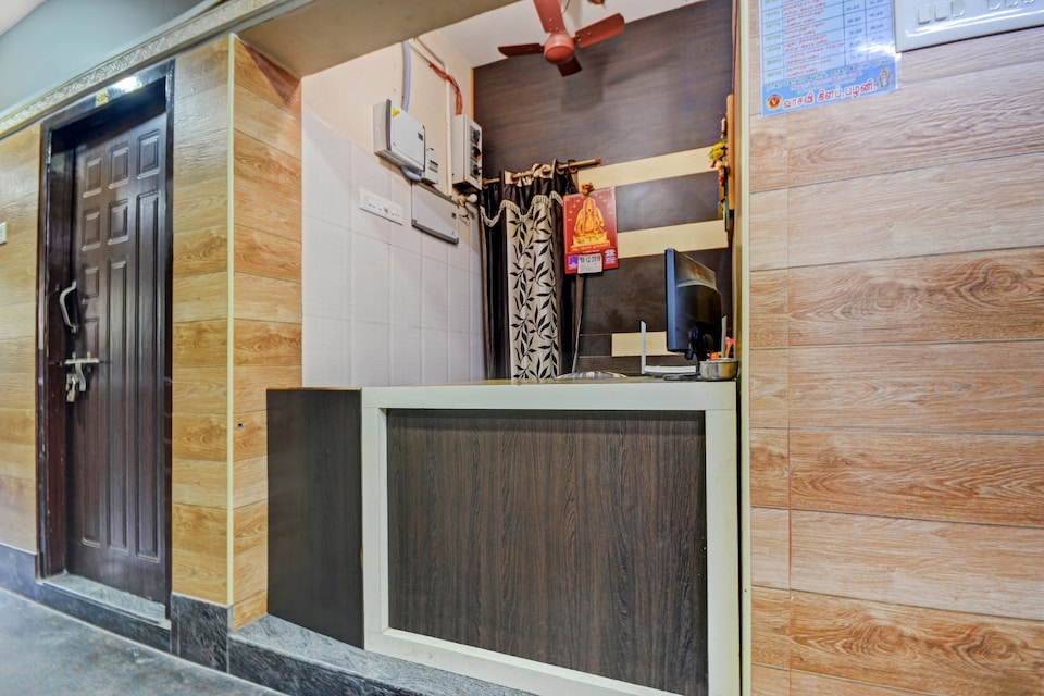 OYO 67114 Vasavi Cottage , Palani, Palani