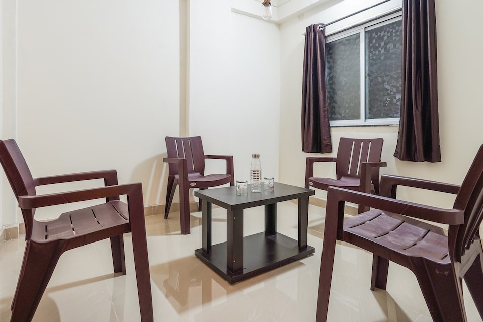 SPOT ON Royal Executive Near Fun Time Multiplex, Katraj Khed Shivapur Pune, Pune