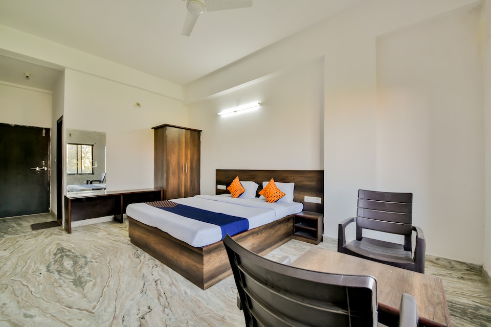 OYO Hotel Shree Ram Chandra, Udaipur Central, Udaipur