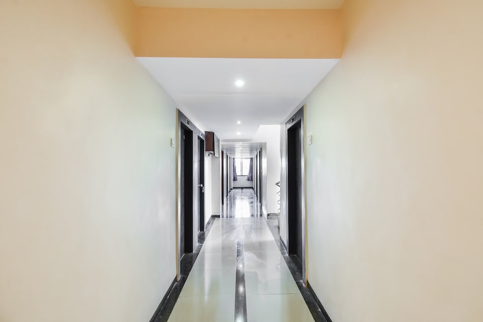 SPOT ON 67125 Trupti Guest House, Waluj, Aurangabad