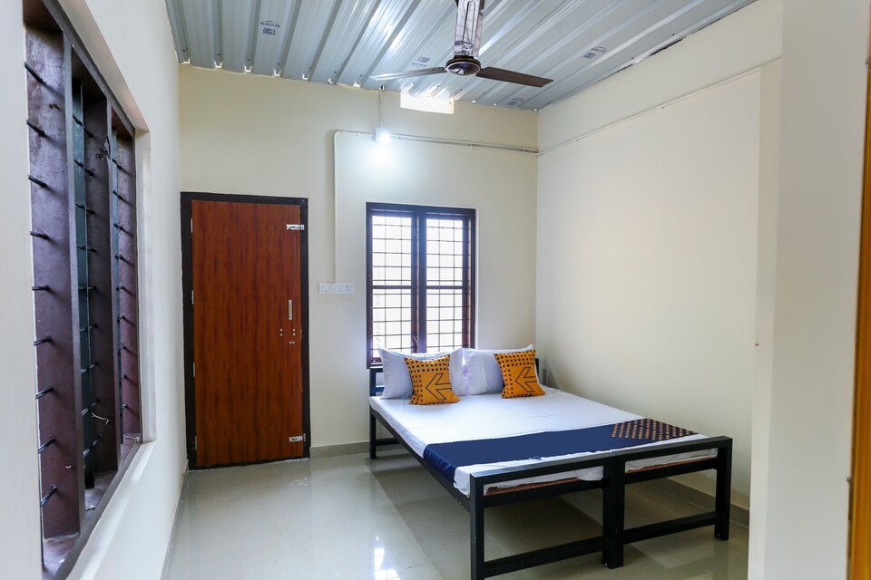 OYO 67131 Thaipadam Residency, Kannur, Kannur