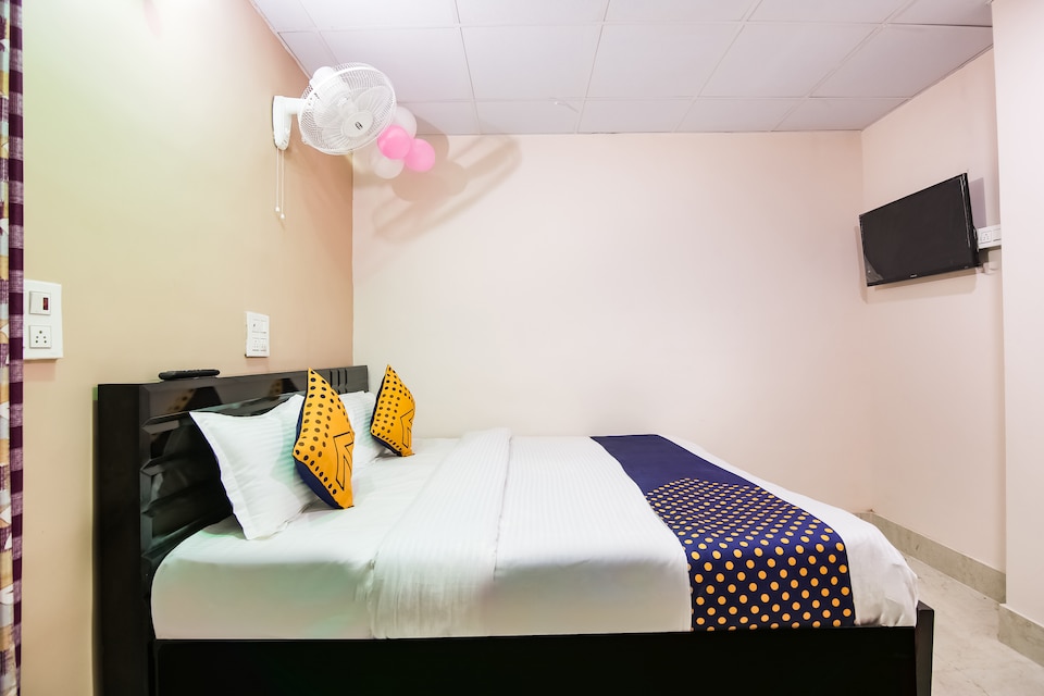 SPOT ON 67135 Criysta Hotel , Rohtak, Rohtak