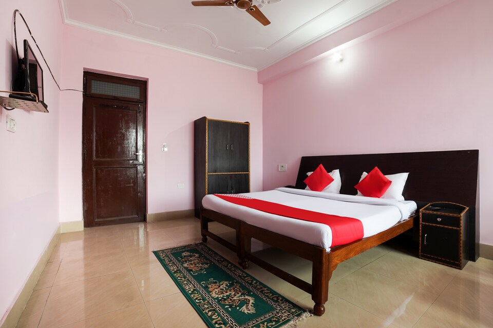 OYO 67138 Pappu & Pappu Resort, Indore Bypass Road, Indore