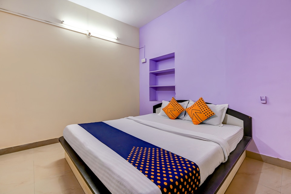 OYO Parsavnath Hotel, Jaisalmer, Jaisalmer