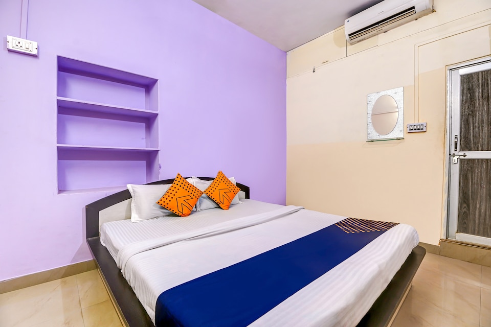 OYO Parsavnath Hotel, Jaisalmer, Jaisalmer