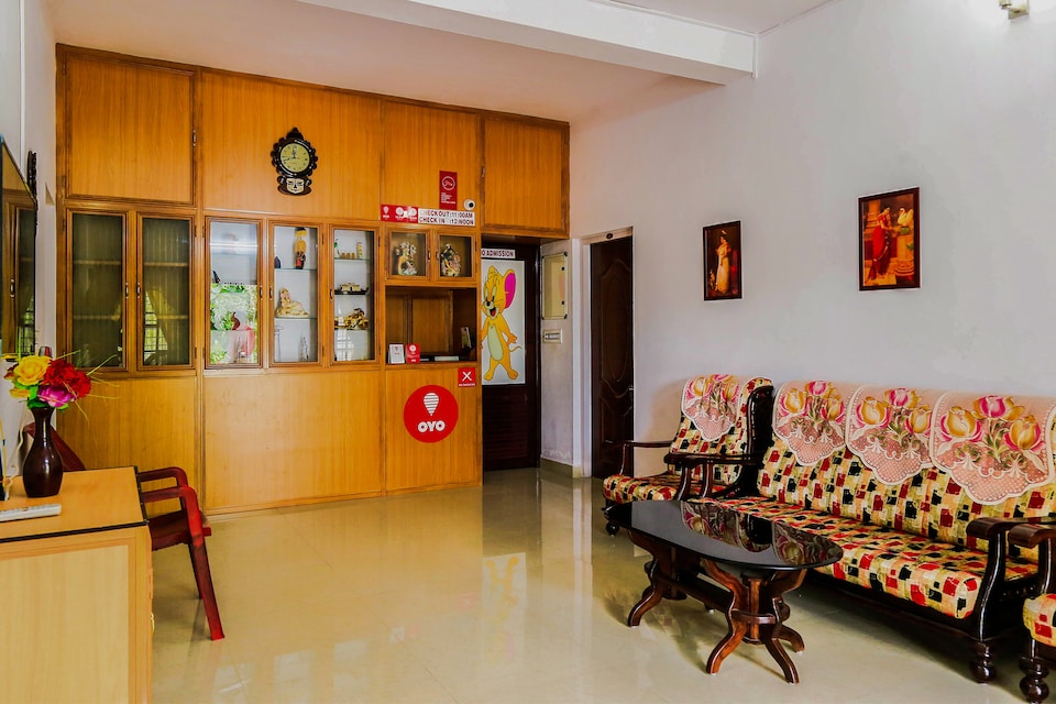 OYO Home 5517 Grand Exotica Villa, Anakkara, Thekkady