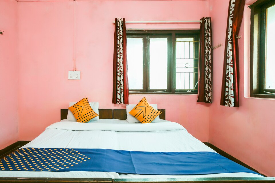 OYO 67211 Hotel Gokul, Mashal Chowk Daman, Daman
