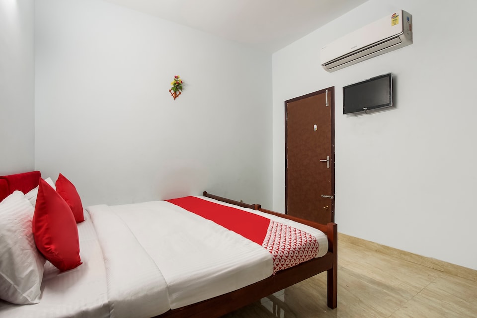 OYO 67223 Sai Balaji Residency, Tirunelveli New Bus stand, Tirunelveli