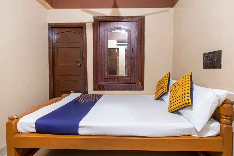 SPOT ON 67229 Gokul Lodge, Bidadi, Bangalore