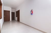Hotel O Rs Corporate Suites Near Pan Oasis 