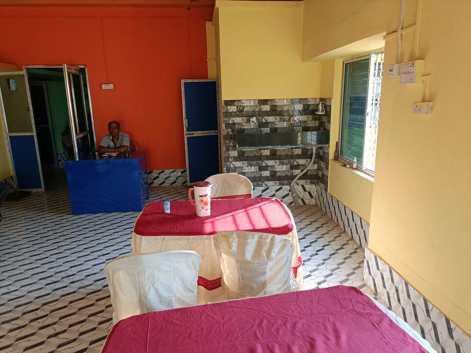 OYO 67262 Dutta Residential Lodge, Sainthia, Shantiniketan
