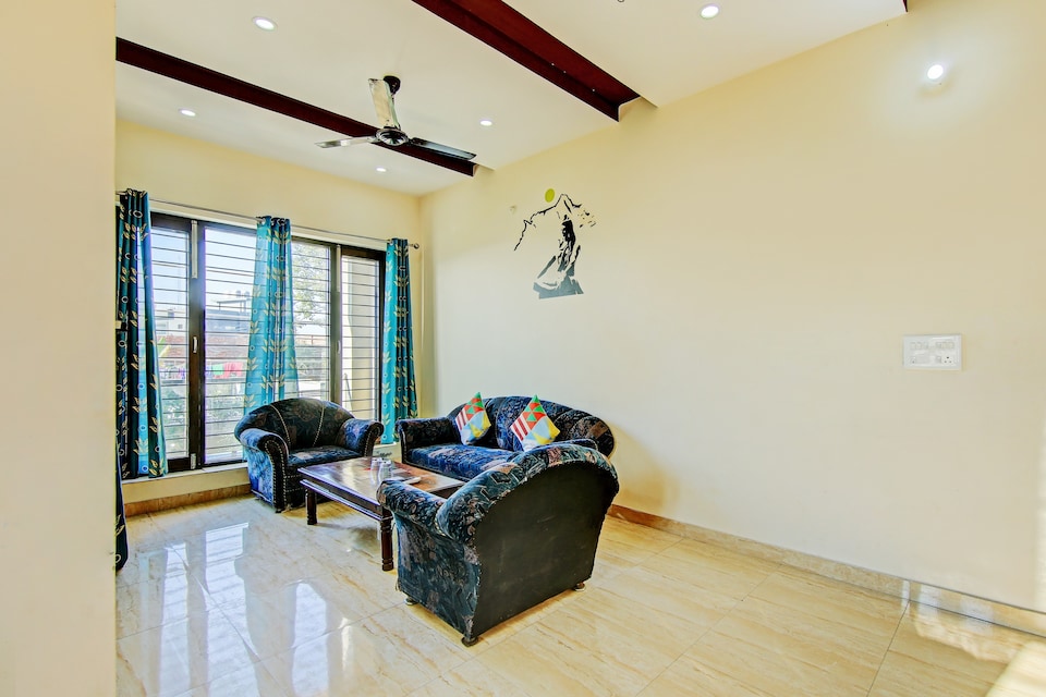 OYO Home 67263 Enticing 2BHK Apartment Dehradun, Sahastradhara Road, Dehradun