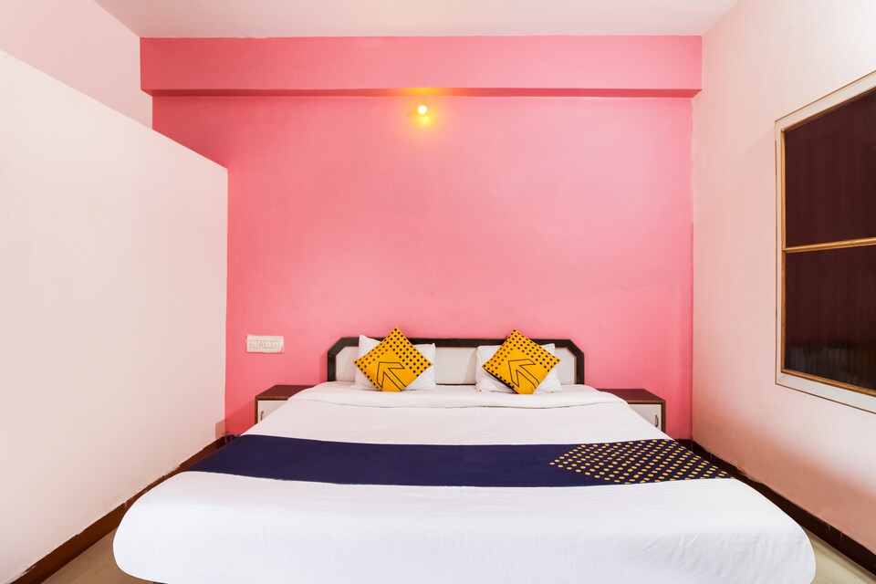 OYO 67273 Hotel Ashirwad, Abu-Road, Mount-Abu