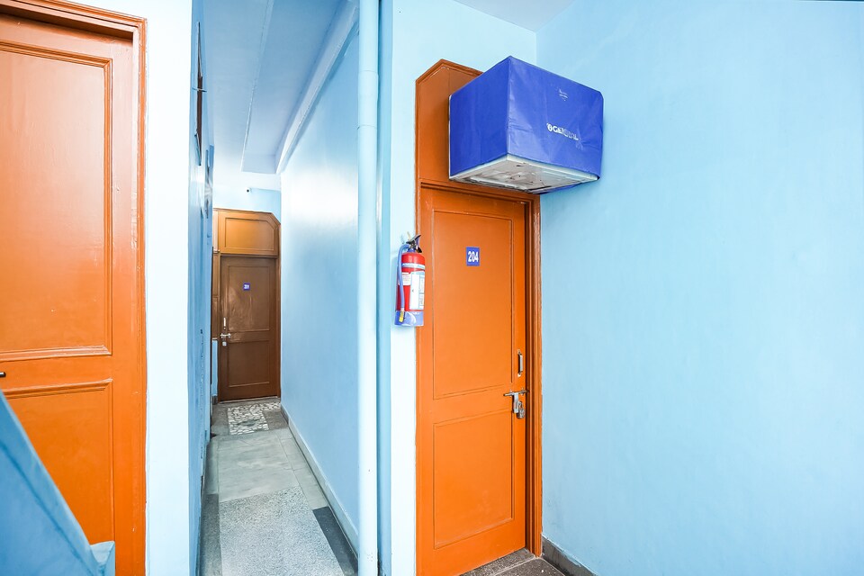 Flagship Royal Palace Near Adarsh Nagar Metro Station, North Delhi, Delhi