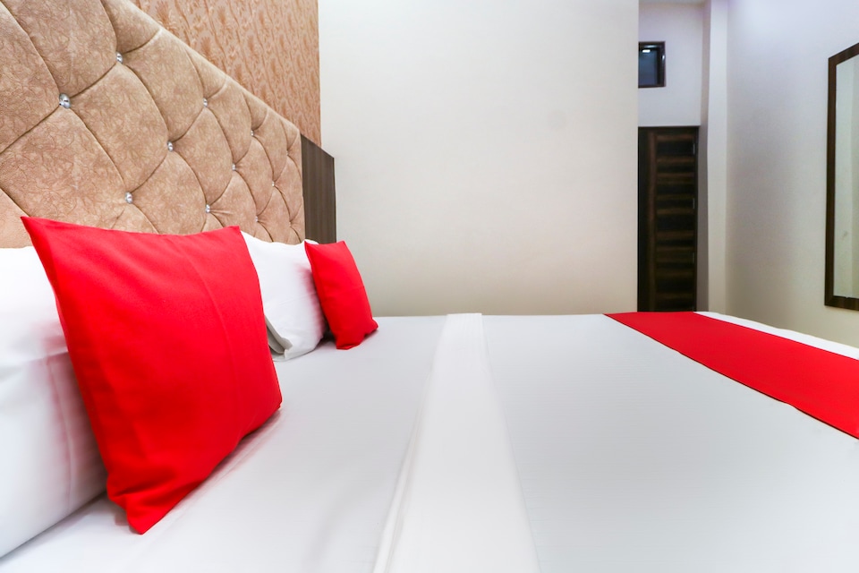 OYO 67297 Hotel Jarnail Inn, Golden Temple Road Amritsar, Amritsar