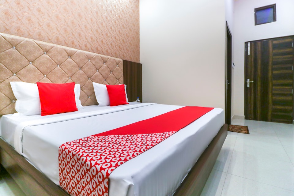 OYO 67297 Hotel Jarnail Inn, Golden Temple Road Amritsar, Amritsar