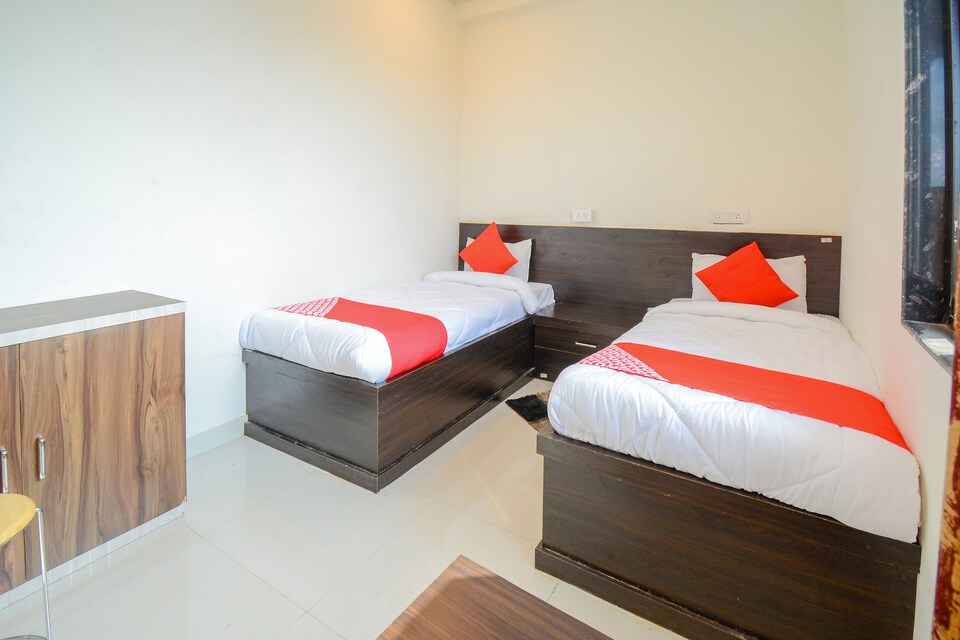 OYO 67350 Hotel Shivraj, City Centre, Gwalior