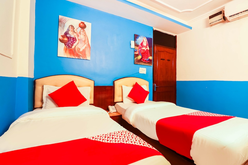 OYO 67355 Krishna Continental, Airport Delhi, Delhi Transit